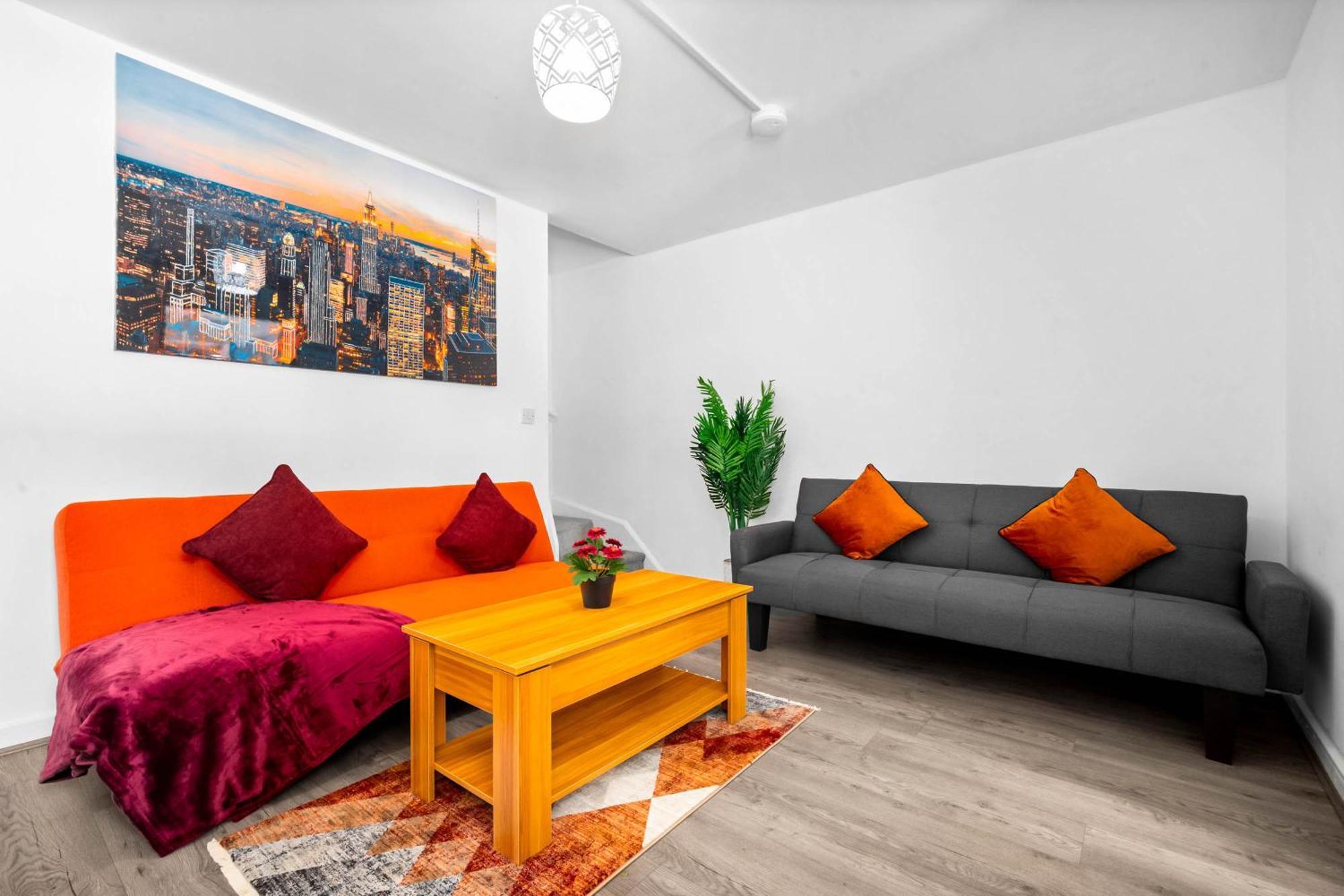 Luxury New House With Free Parking Apartment Birmingham Exterior photo
